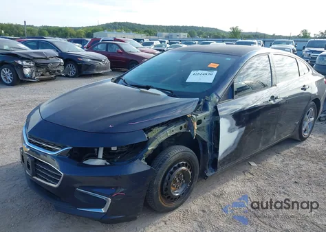 2017 Chevrolet Malibu Ls z USA, uszkodzony, nr VIN 1G1ZB5ST4HF215257